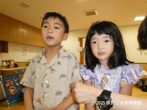 ひまわり組の子どもたちの発表の様子